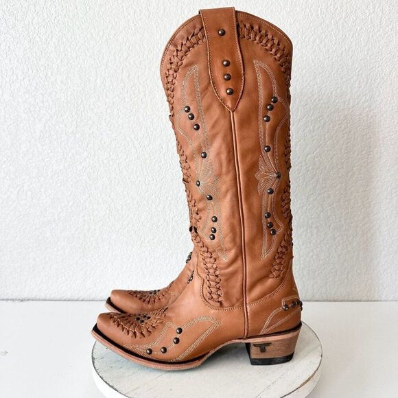 Wide calf friendly Tan Heeled Boots with Intricate Detailing - Picture 4 of 10